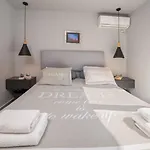 Haven - Luxury House בית נופש ארגוסטולי